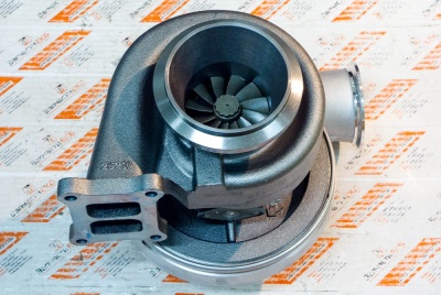 3804502 Турбокомпрессор турбина TURBOCHARGER HT60 Cummins NT855, N14, M11 Взаимозаменяемые номера: 3536263, 3537074, 3592512